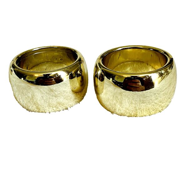 Gold Color Napkin Rings Set of 4 Round Metallic Shiny Plastic - Picture 7 of 14